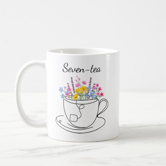 Taza De Café Seven-Tea 70th Birthday Whimsical Fun Floral   (Izquierda)