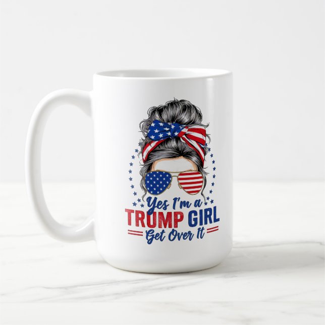 Taza De Café Sí, yo soy un Chica de Trump que lo supere (Izquierda)