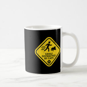 Taza De Café Signo De Advertencia Distraído Fácilmente Por Gato