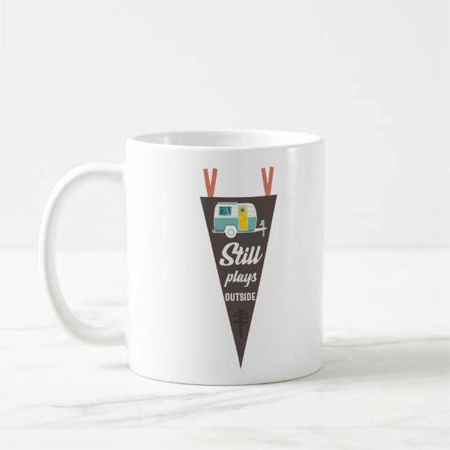 Taza De Café Sigue jugando fuera del divertido lema de Camping (Izquierda)
