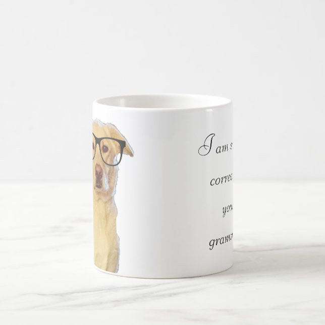Taza De Café Silenciosamente corrección de su gramática (Centro)