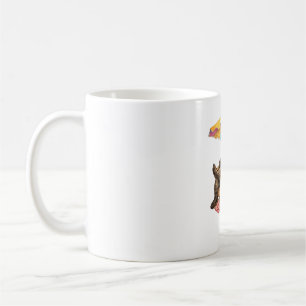 Taza De Café Silla de playa de café helado de mapache de verano