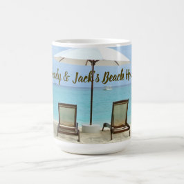 Taza De Café Sillas personalizadas de Beach House en arena
