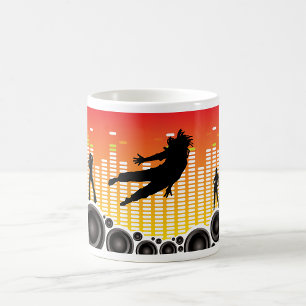 Taza De Café Silueta de fiesta de baile urbano con altavoces