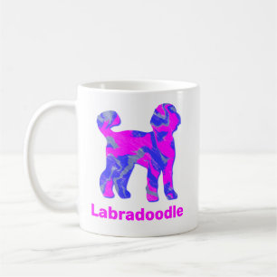 Taza De Café Silueta de perro Labradoodle rosa caliente loco