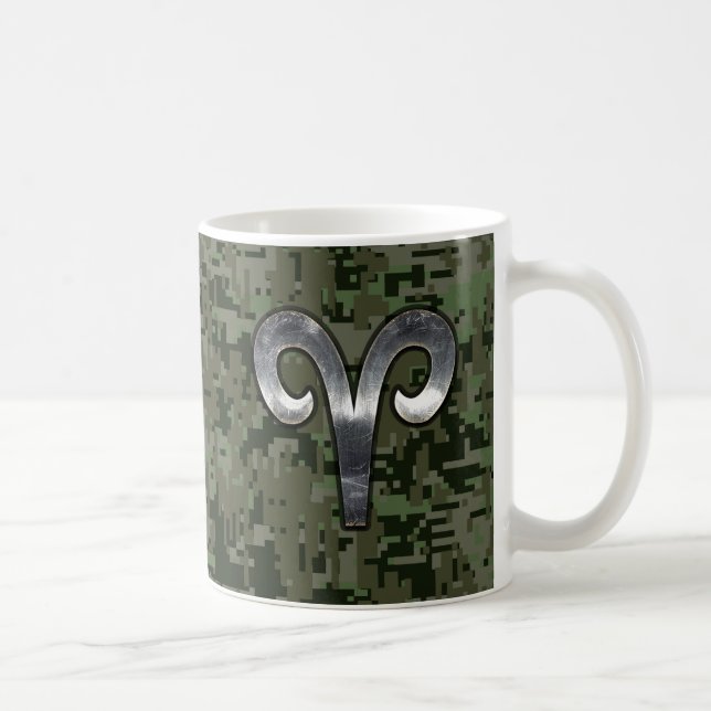 Taza De Café Símbolo Aries Zodiac Camuflaje Digital Woodland (Derecha)