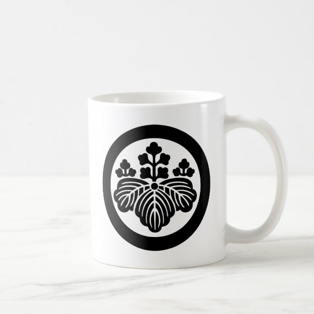Taza De Café Símbolo japonés del escudo KAMON de la familia (Derecha)
