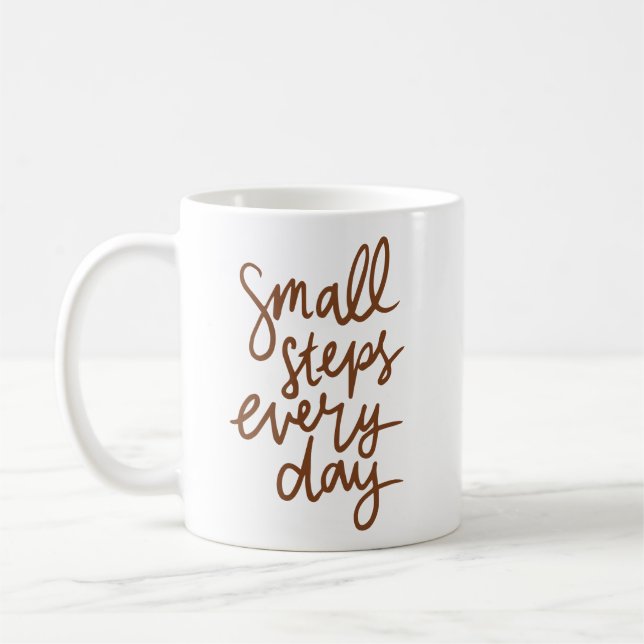 Taza De Café Simple Elegant Small Steps Every Day Handwritten (Izquierda)