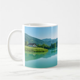 Taza De Café "Sip in Serenity - Tranquilidad a orillas del lago