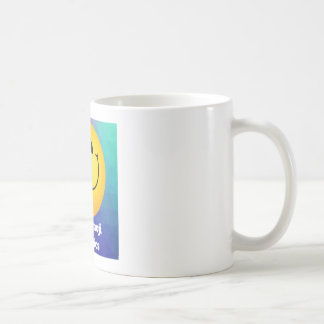 Taza De Café Sips soleadas: Mug blanca con una Emoji amarilla ☀