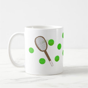 Taza De Café Sirviendo Pelotas de Tenis