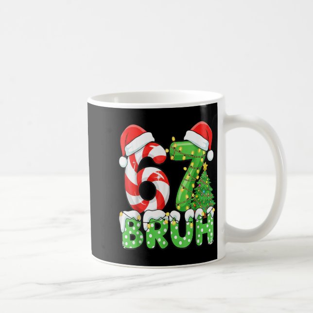 Taza De Café Six Seven 67 Funny Santa Bruh Christmas Meme  (Derecha)