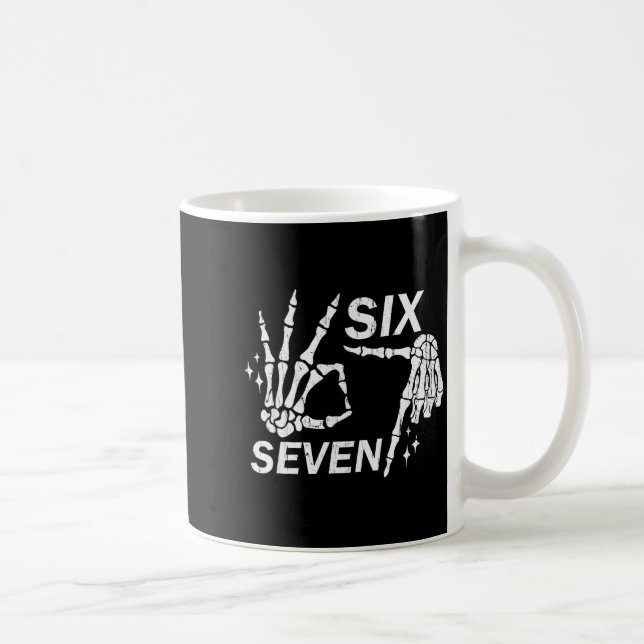 Taza De Café Six Seven 6 7, Skeleton Hands, Soky Skull  (Derecha)