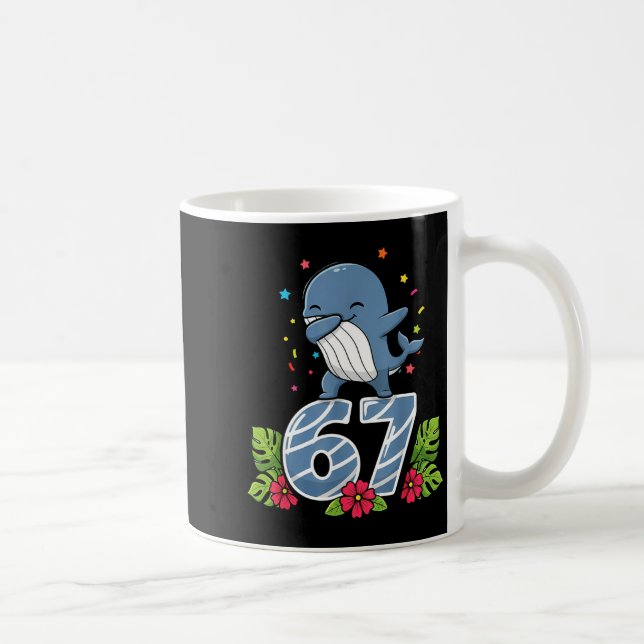 Taza De Café Six Seven Meme Dabbing Baby Whale 67 Funny Gen Z A (Derecha)