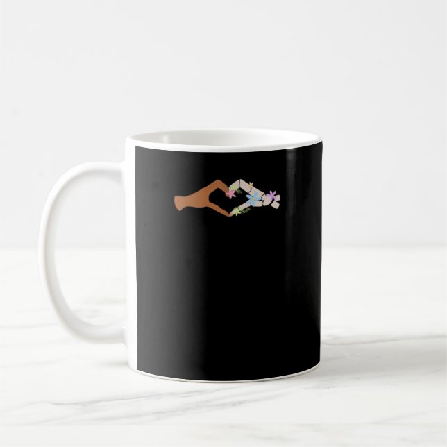 Taza De Café Skeleton Hands Heart Show Basic (Izquierda)