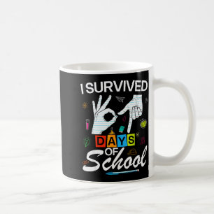 Taza De Café Sobreviví 6 7 Días De Escuela Con Manos Meme Diver