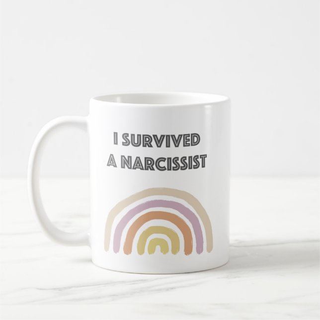 Taza De Café Sobreviví A Una Mug Narcisista (Izquierda)