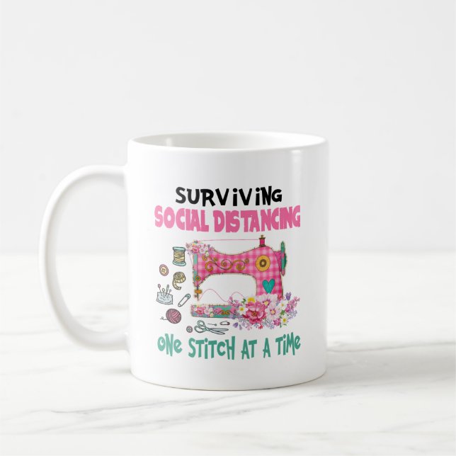 Taza De Café Sobreviviendo al distanciamiento social de un punt (Izquierda)