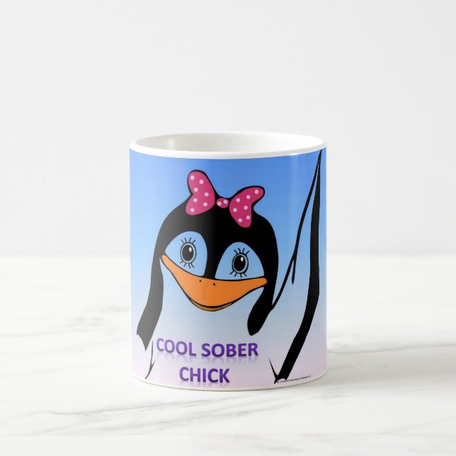 Taza de café sobria fresca del polluelo (Centro)