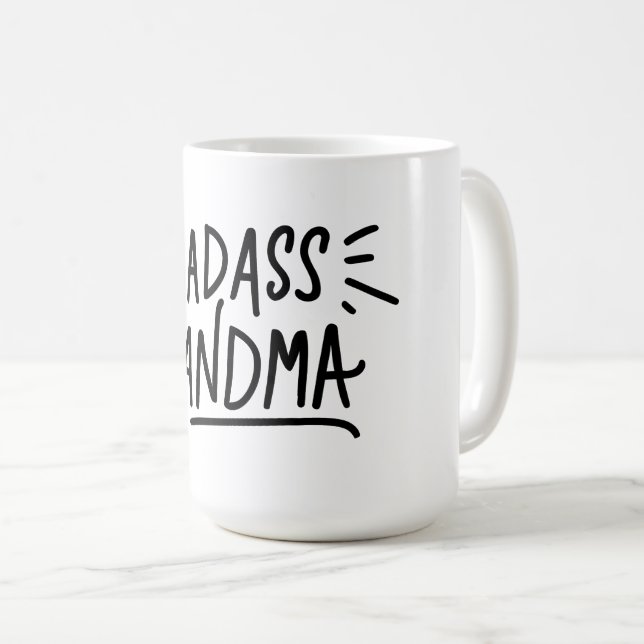 Taza De Café Sofisticación elegante: Abuela de Badass (Anverso derecho)