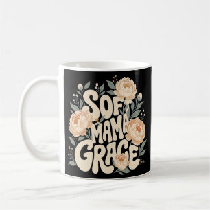 Taza De Café Soft Mama Grace Deep Plum Floral Tipografía Retro