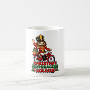 Taza De Café Soldado Cascanueces de Navidad montando bicicleta