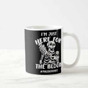 Taza De Café Sólo estoy aquí para el Skeleton de Halloween de s