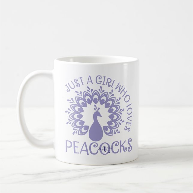 Taza De Café Solo un Chica que ama a los pavos reales (Izquierda)