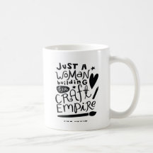 Solo una mujer construyendo un imperio de manualid