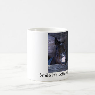 Taza de café sonriente del caballo