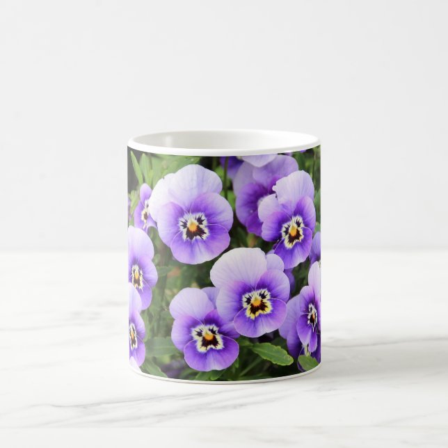 Taza De Café Sonriente Pansies Mug (Centro)