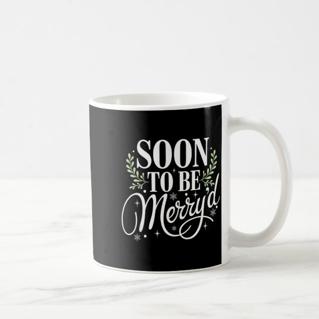 Taza De Café Soon To Be Merry'd Christmas Engaged Fiance Santa  (Derecha)