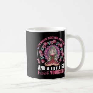 Taza De Café Soy mayormente paz amor y luz y un poco vete a la