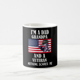 Taza De Café Soy Un Abuelo De Papá Y Un Veterano Nada