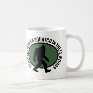Taza De Café Squatch oval fresco en estas maderas