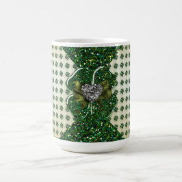 Taza De Café St. Patrick's Sparkly Shamrock con corazón