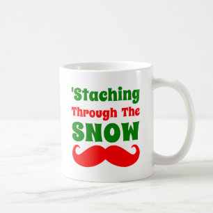 Taza De Café Staching divertido a través de la nieve
