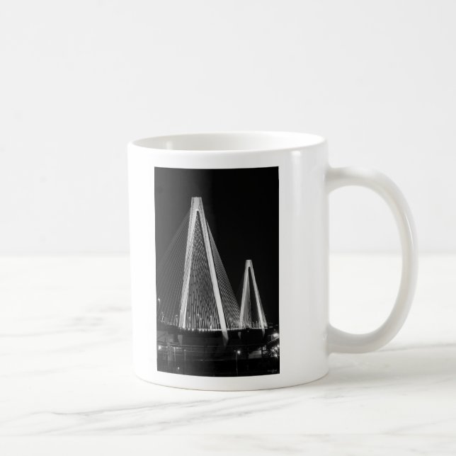 Taza De Café Stan Musial Veterans Bridge Grayscale (Derecha)