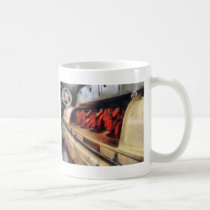 Taza De Café Steampunk - Sala de máquinas trasera en submarino