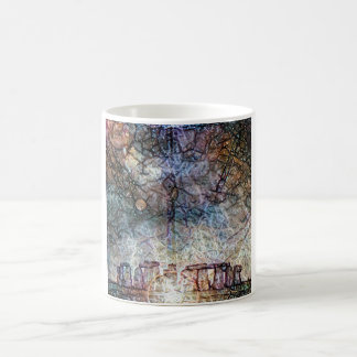 Taza De Café Stonehenge surrealista