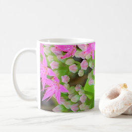 Taza De Café Suculento sedum rosa caliente con hojas verdes flo