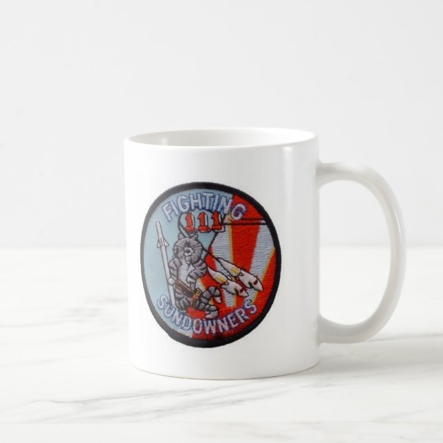 TAZA DE CAFÉ SUNDOWNERS QUE LUCHAN VF-111 (Derecha)