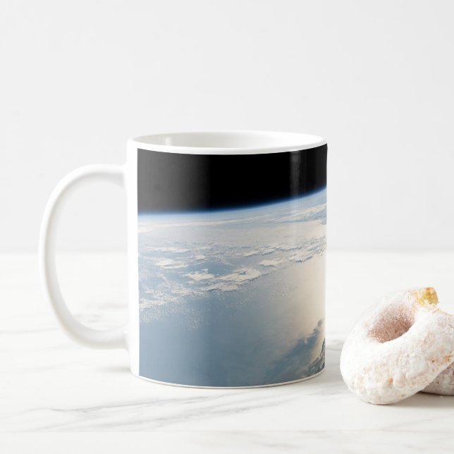Taza De Café Sunglint Reflexiona Sobre El Golfo De México (Con donut)