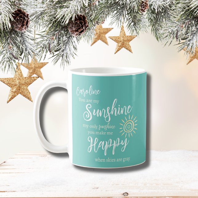 Taza De Café Sunshine personalizado me haces feliz azul Verde a (Personalized Sunshine You Make Me Happy Mug in Teal with Script Font and Yellow Sun.)