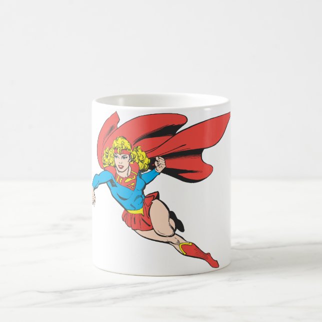 Taza De Café Supergirl Leaps and Punches (Centro)