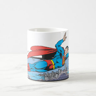 Taza De Café Superman vuela por la ciudad