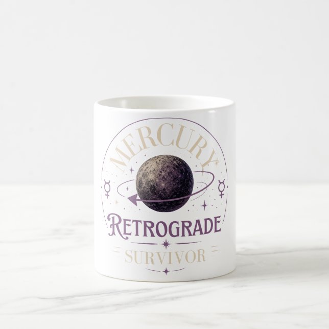Taza De Café Superviviente de Mercurio retrógrado (Centro)