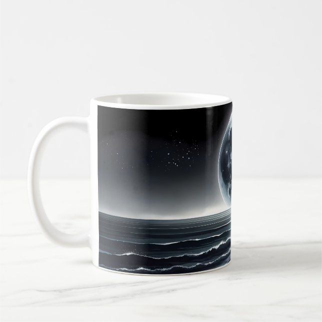 Taza De Café Surreal Moonrise Over Tranquil Ocean Shore (Izquierda)