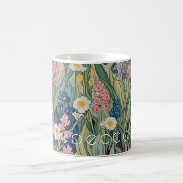 Taza De Café Susurros de pradera: Flores silvestres pasteles (Centro)