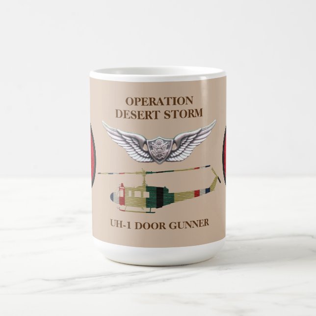 Taza De Café SWA 24th Inf.Div. Puerta Huey Gunner Mug (Centro)